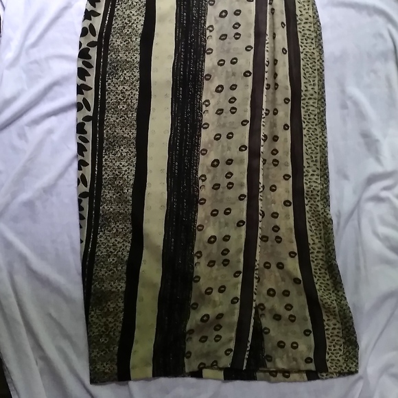 Classy Black & Tan Maxi Skirt Small - Picture 2 of 3